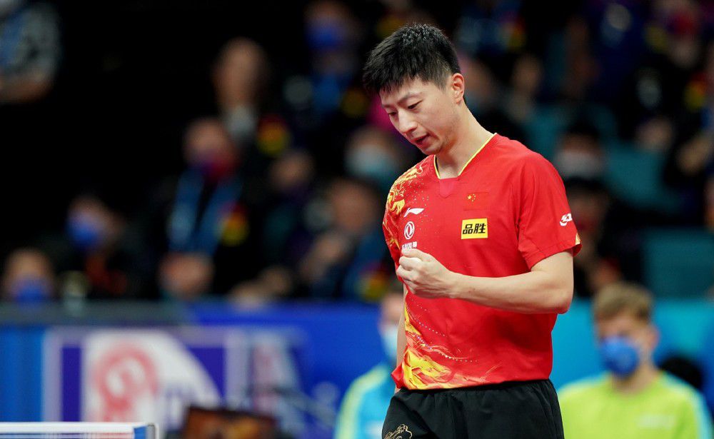 英媒talkSPORT撰文谈到了这名小将被提前召回的事宜，直言这或是澳波应对孙兴慜因亚洲杯暂时离队的举措。
